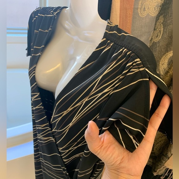 Valerie Stevens Medium Wrap Dress Black Ivory - Picture 6 of 9